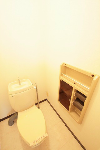 トイレ　同タイプ部屋