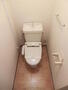 トイレ　ウォシュレット完備のトイレです。