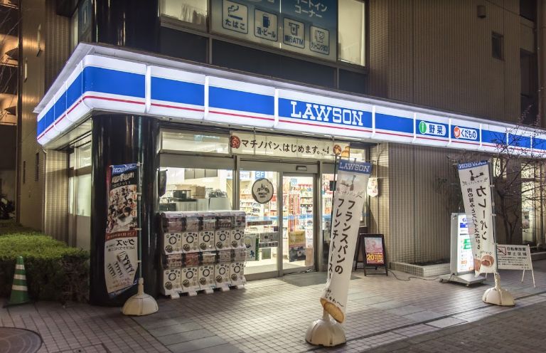 コンビニ　ローソン月島駅前店（コンビニ）まで278m