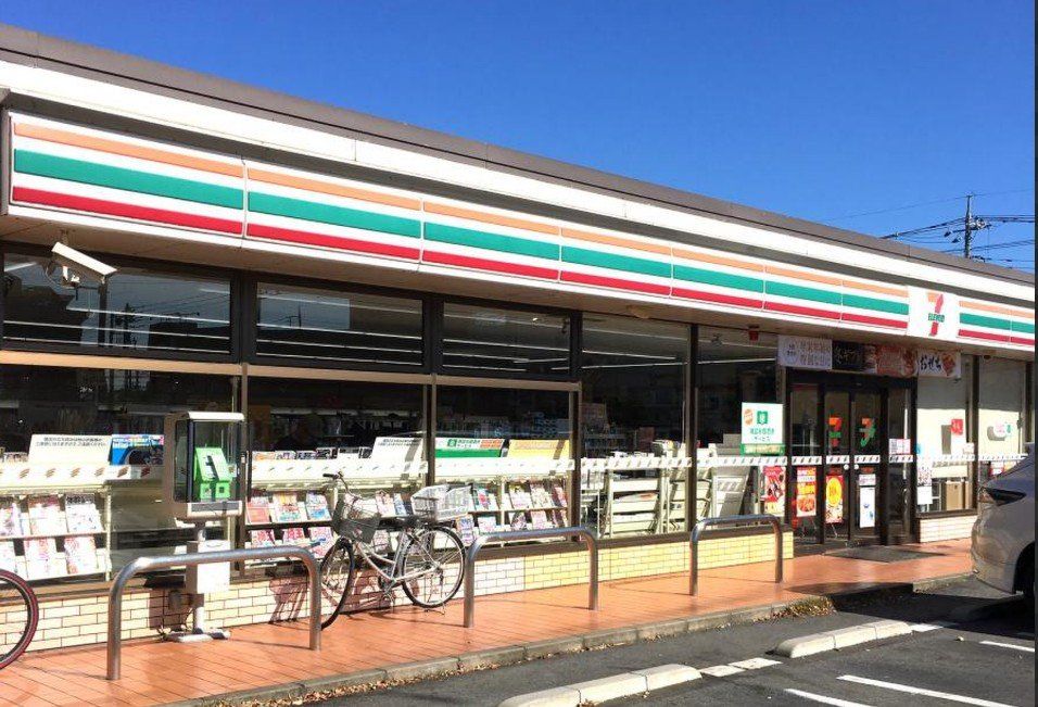 コンビニ　セブンイレブン久喜北2丁目店（コンビニ）まで130m