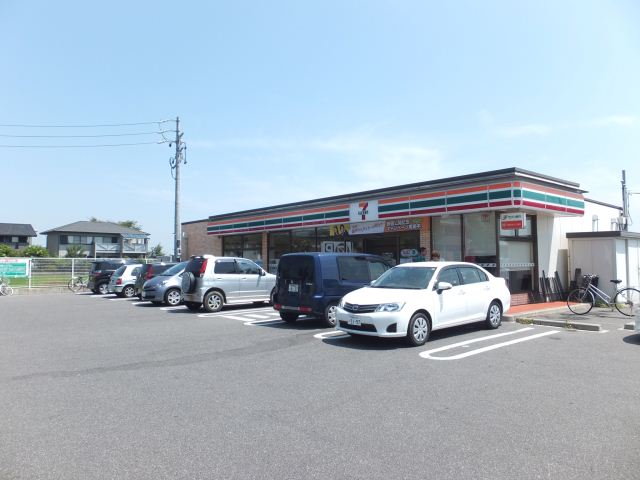 コンビニ　セブンイレブン（コンビニ）まで500m