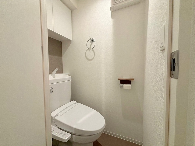 セレニテフラン新大阪のトイレ写真