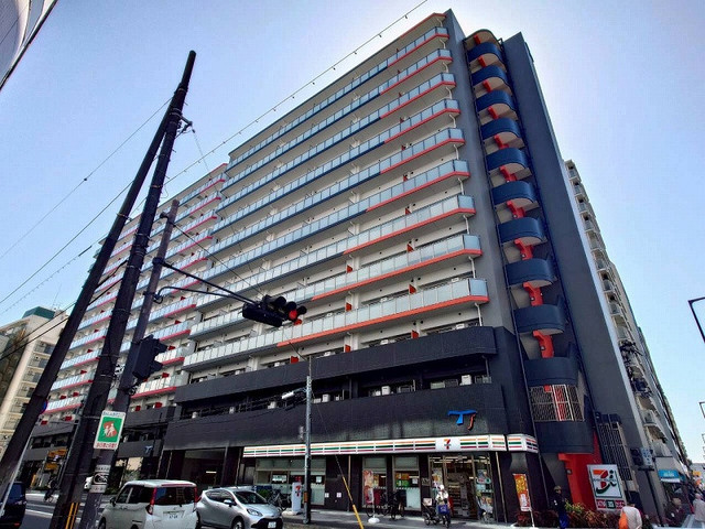 セレニテフラン新大阪の外観写真