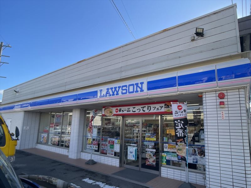 コンビニ　ローソンJR粟津駅前店（コンビニ）まで594m