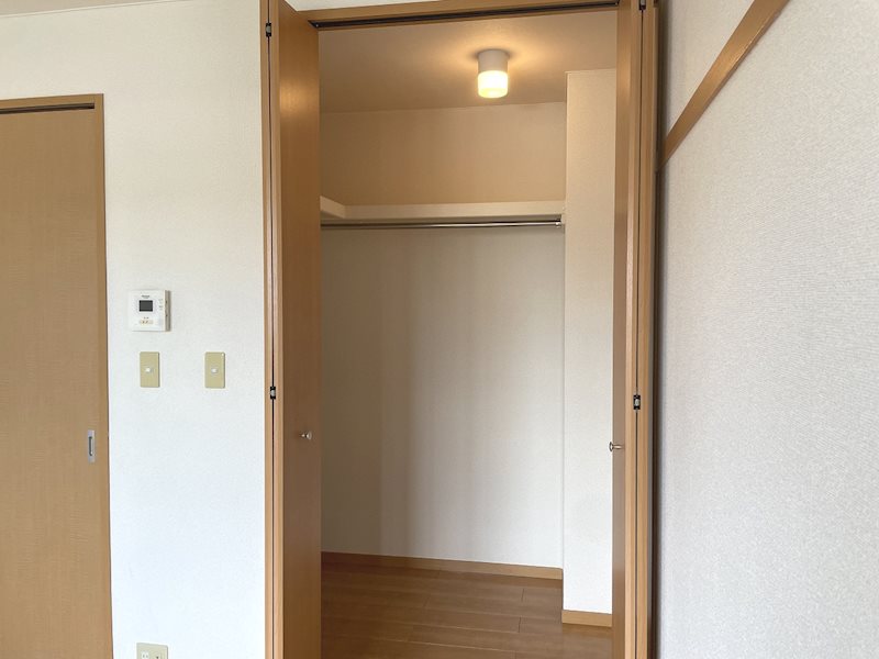 収納　ウォークインクローゼット
