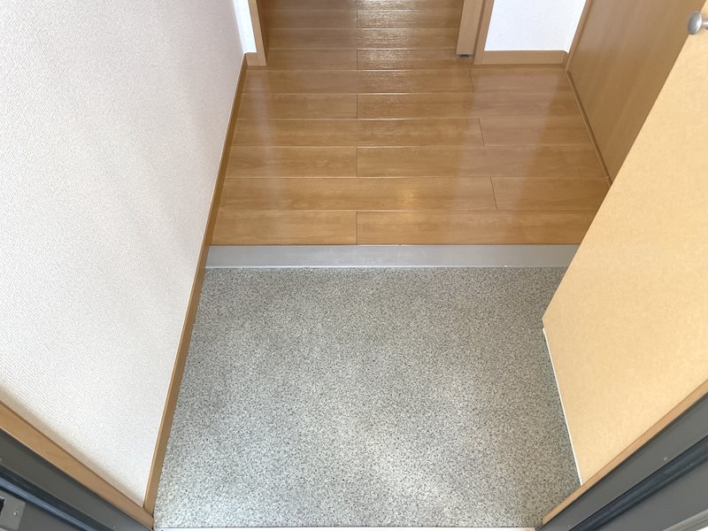 玄関　別号室のお写真でございます。