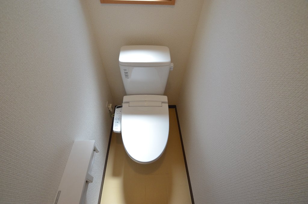 トイレ　シャワー付トイレ