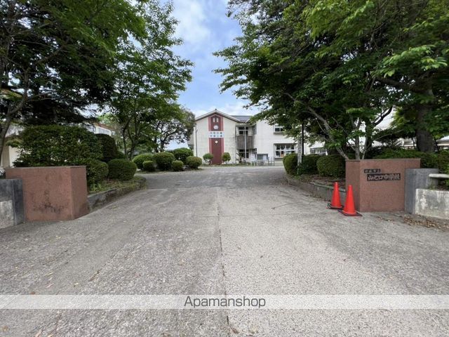 中学校　都城市立山之口中学校（中学校）まで523m