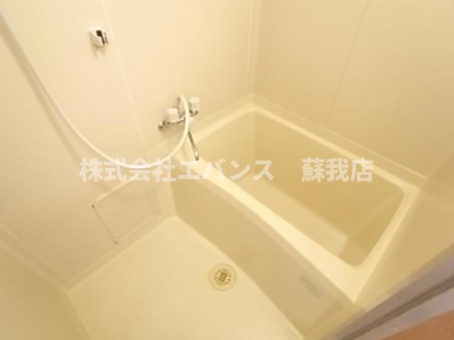 バス・シャワールーム　日々の疲れを癒すお風呂付です