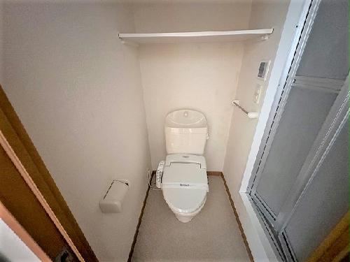 トイレ　「同タイプの部屋の写真です」「現況優先」