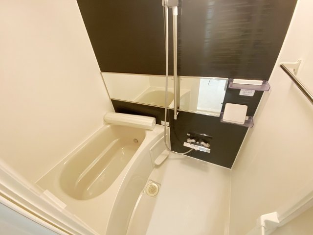 バス・シャワールーム　別号室の参考写真です。