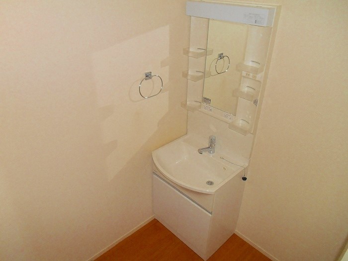 洗面設備　同建物参考写真