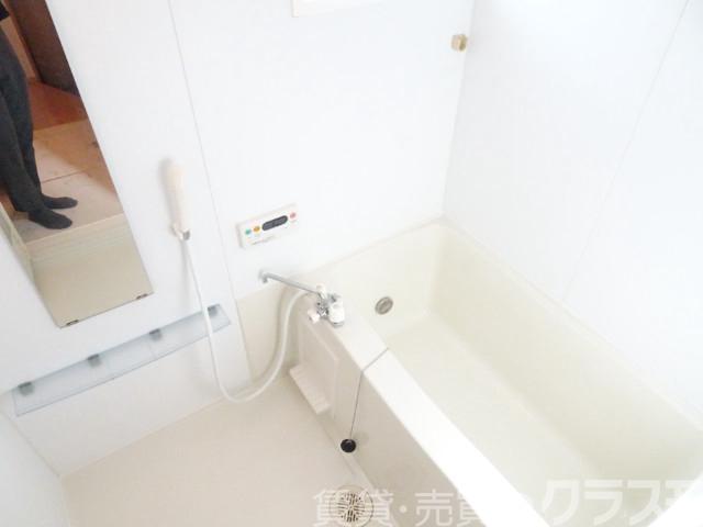 バス・シャワールーム　浴室乾燥機＆追い焚き機能付きバス♪