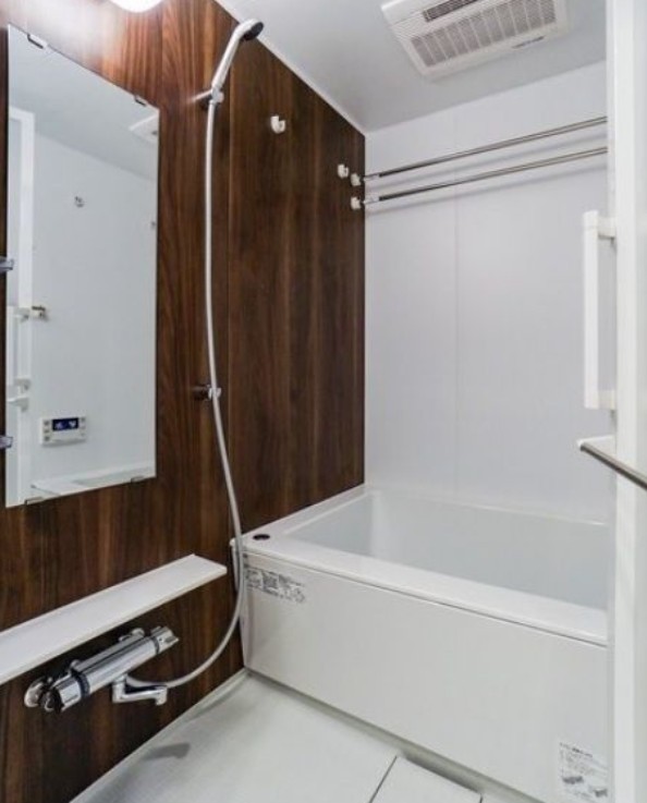 バス・シャワールーム　※別部屋参考写真
