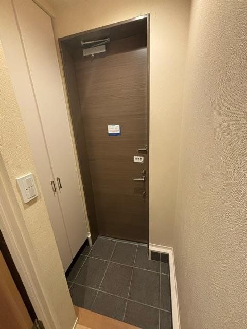玄関　設備