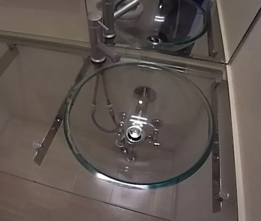 洗面設備　別部屋の画像を使用しております。
