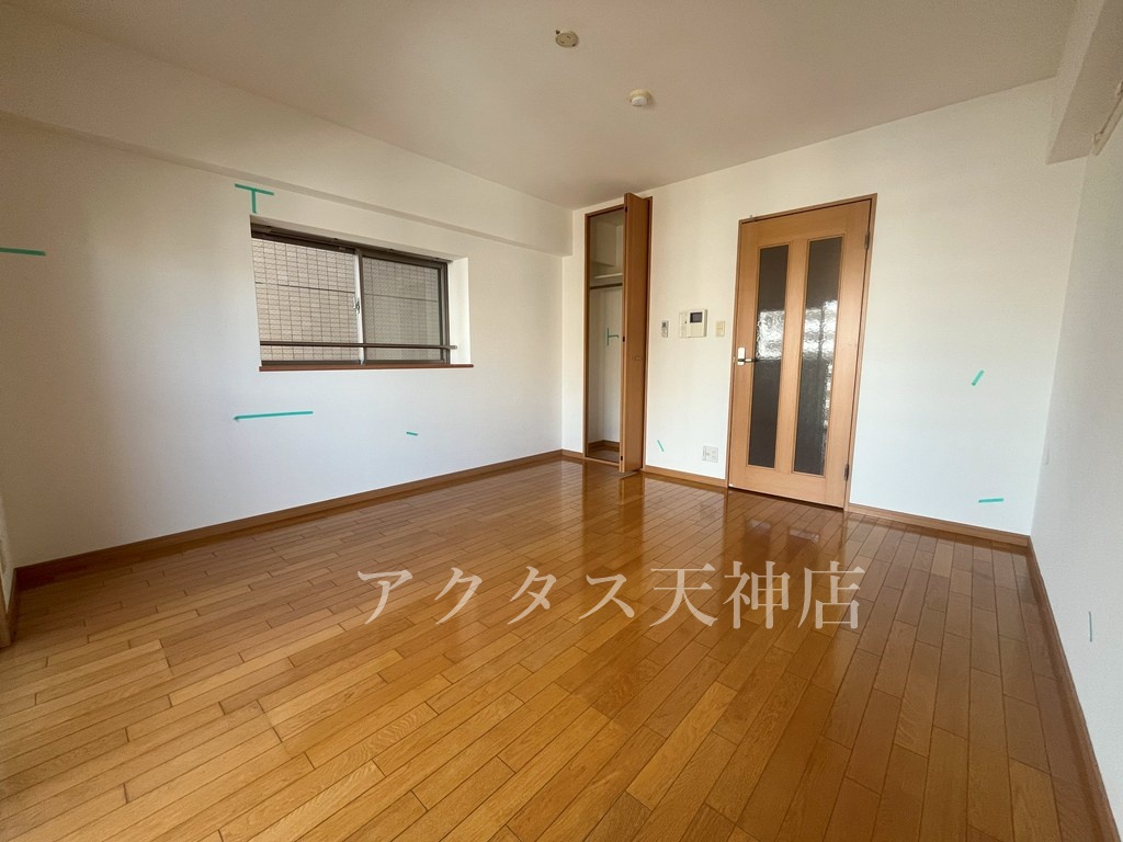 居室・リビング　実際は反転となります。