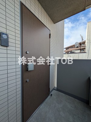 その他　玄関扉