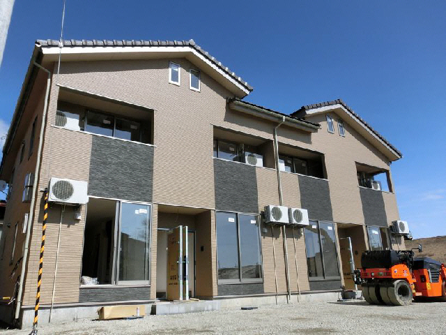 建物外観　建築中