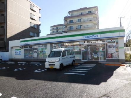コンビニ　ファミリーマート 千歳台四丁目店（コンビニ）まで491m