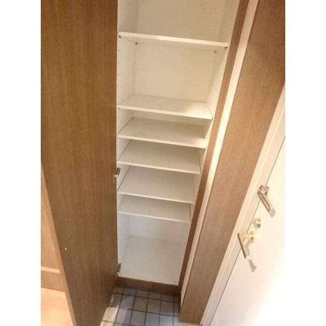 玄関　物件画像