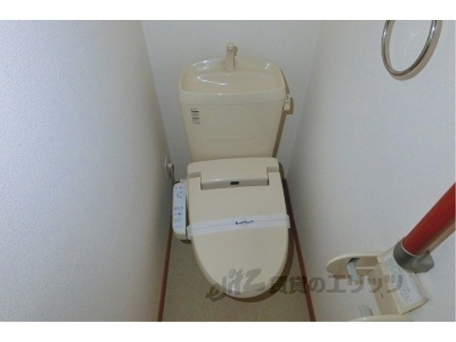 レオパレスMUTSUMIのトイレ写真