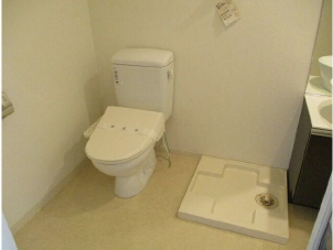 トイレ　写真は同マンションの別のお部屋のものです