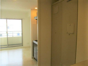 収納　写真は同マンションの別のお部屋のものです