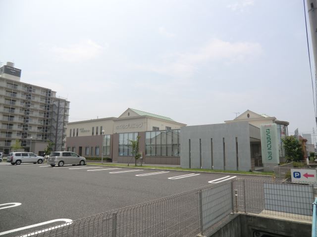 病院　さくらクリニック（病院）まで730m