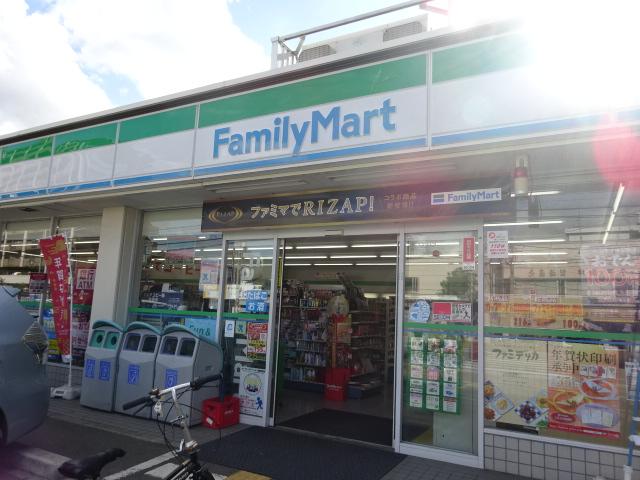 コンビニ　ファミリーマート 東大阪足代北一丁目店（コンビニ）まで331m