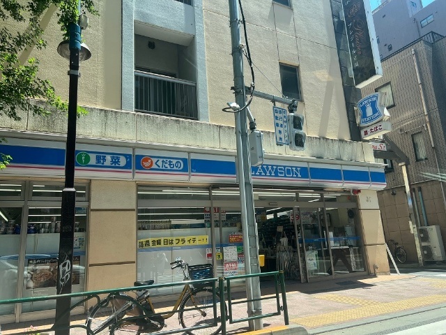 コンビニ　ローソン立川高松町三丁目店（コンビニ）まで153m