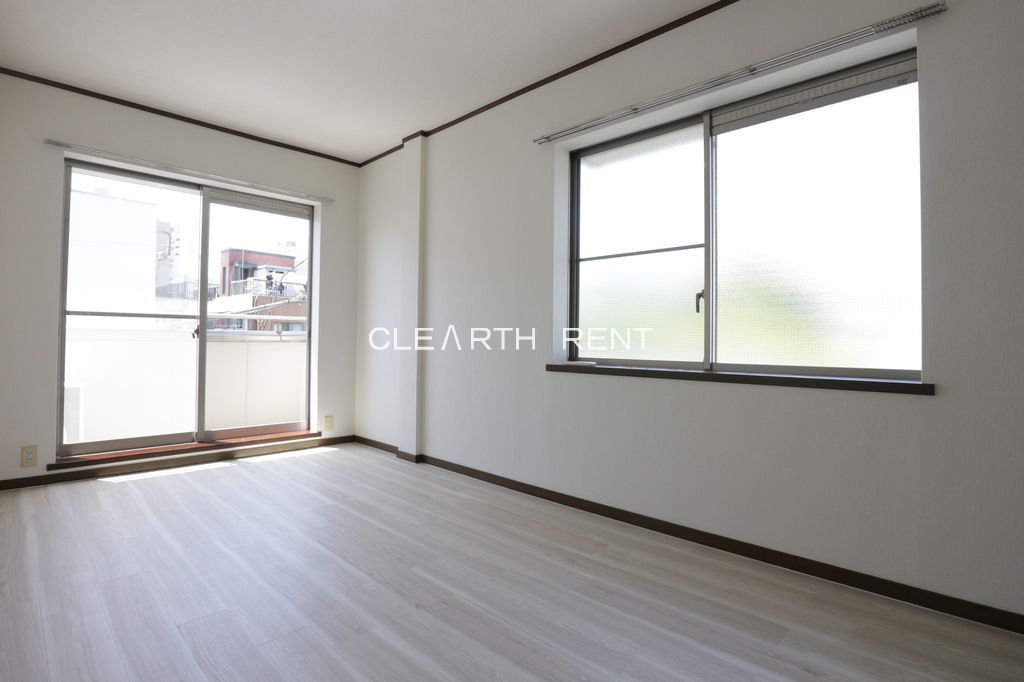 居室・リビング　弊社管理物件/敷金礼金ナシ・初期費用もスマートに。