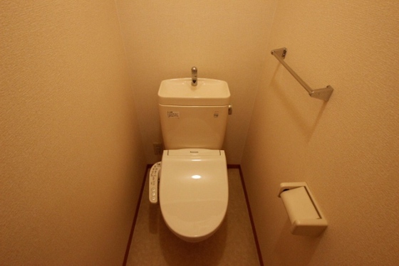 トイレ　※別部屋の写真です
