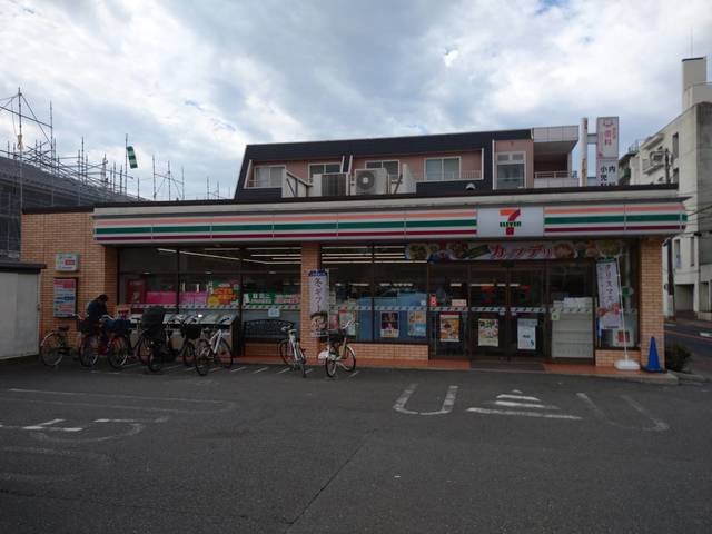 コンビニ　セブンイレブン国分寺西恋ケ窪4丁目店（コンビニ）まで30m