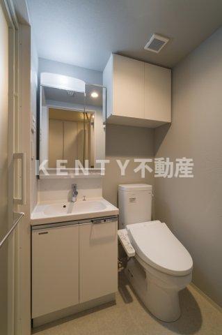 トイレ　コンパクトで使いやすいトイレです
