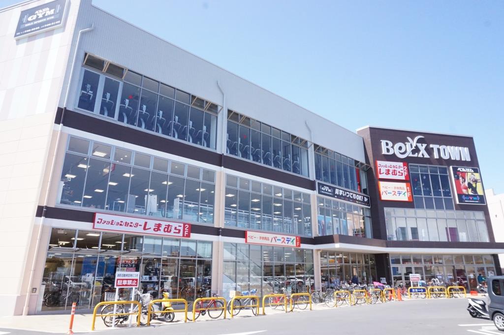 ショッピングセンター　ファッションセンターしまむら ベルクスタウン草加谷塚店（ショッピングセンター）まで418m