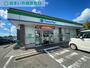 コンビニ　ファミリーマート矢田小南店（コンビニ）まで747m