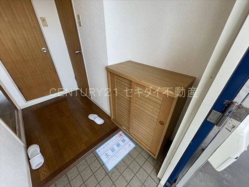 ブランシュ今辻の玄関写真