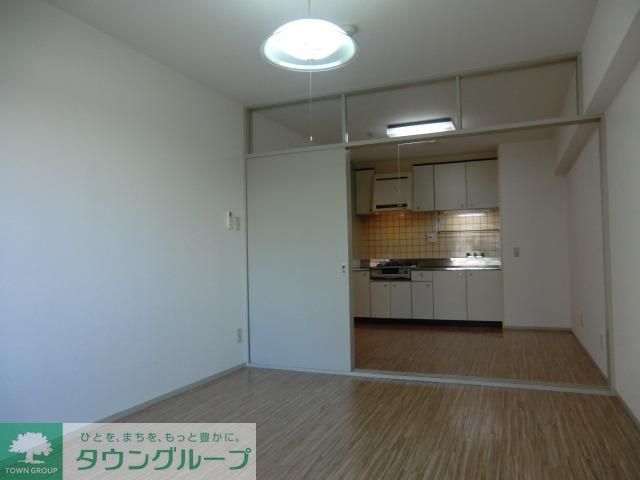 居室・リビング　※同物件別部屋参考写真