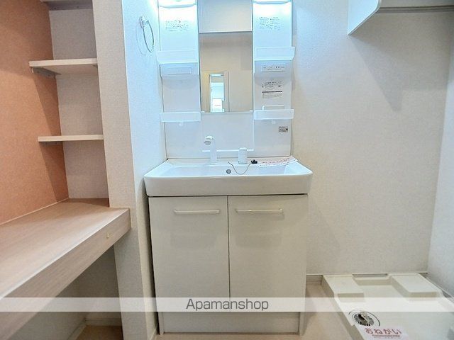 フレスクーラ県の内装写真