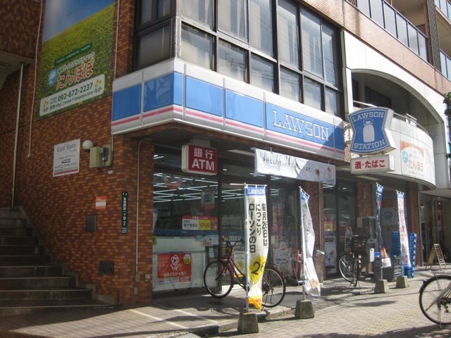 コンビニ　ローソン 香椎駅前一丁目店（コンビニ）まで756m