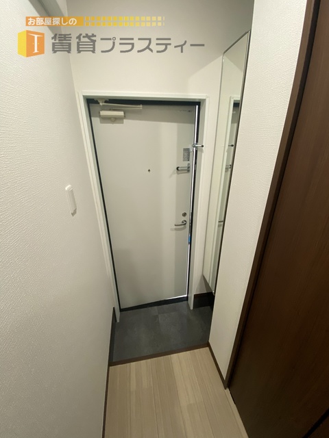 玄関　シューズボックス付き。