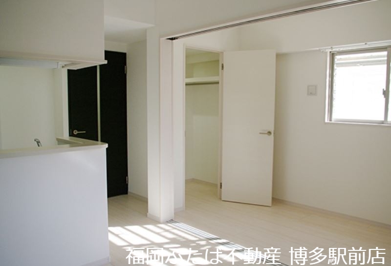 GREEN FIRST・平尾の居間写真