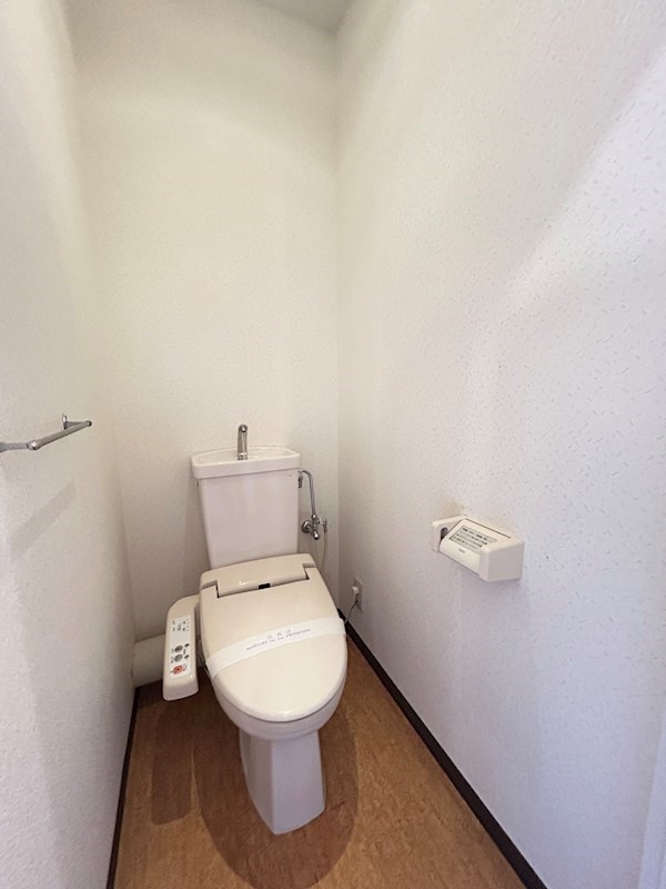 カーサフォルテのトイレ写真