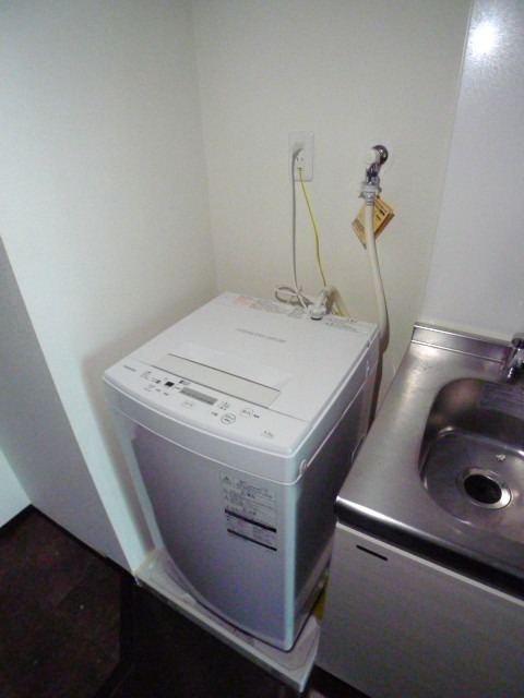 その他設備　洗濯機はクリーニングの際に撤去されます。