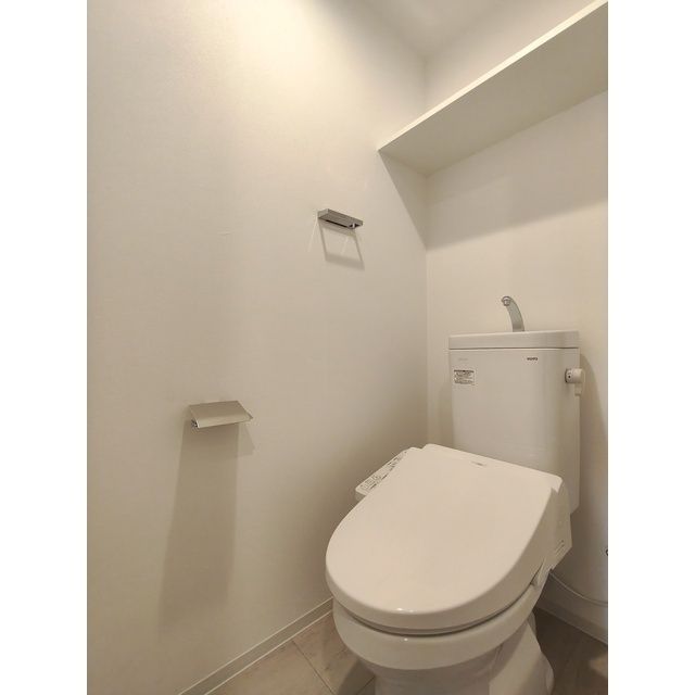 ＪＲ高崎線 高崎駅 徒歩1分 13階建 築1年のトイレ写真