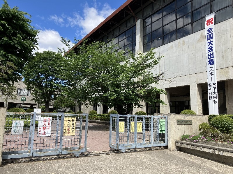 中学校　高崎市立高松中学校（中学校）まで1142m