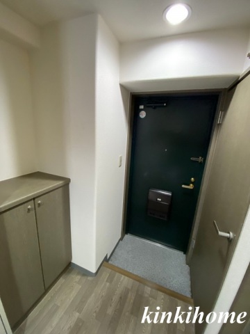 玄関　写真は別のお部屋です。