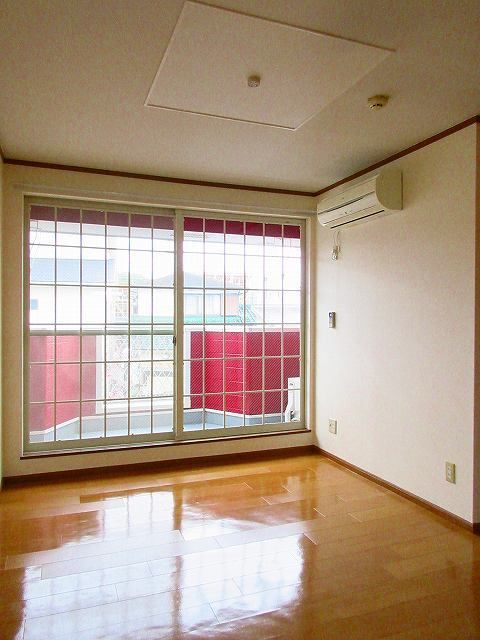 Eclosion98の居間写真