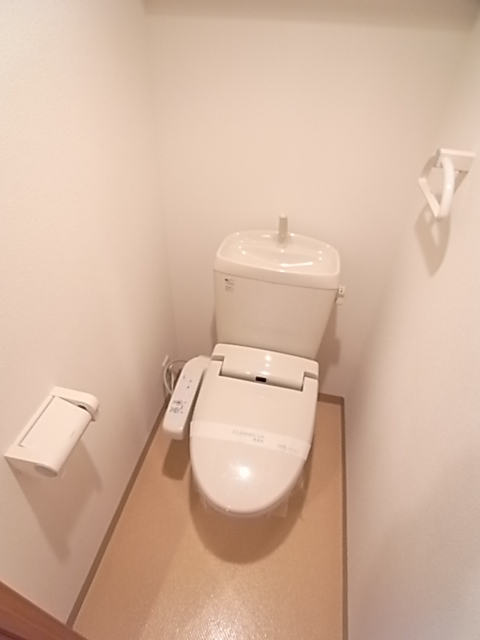 エステムコート神戸県庁前3フィエルテのトイレ写真